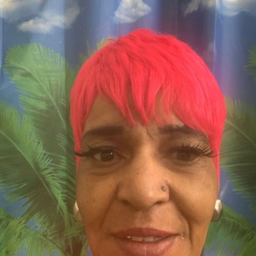 Meet your Posher, Vera